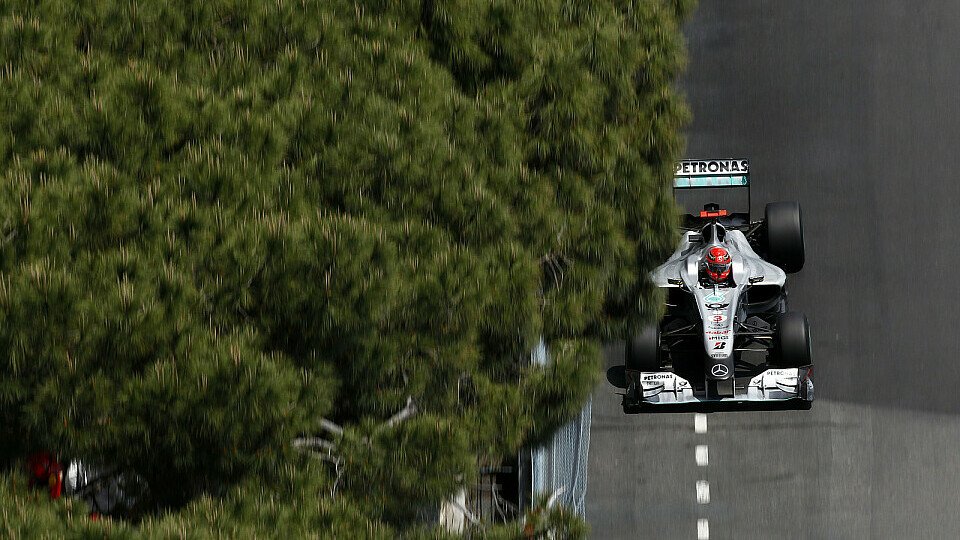Christian Danner überlässt die Entscheidung den Rennkommissaren, Foto: Mercedes GP