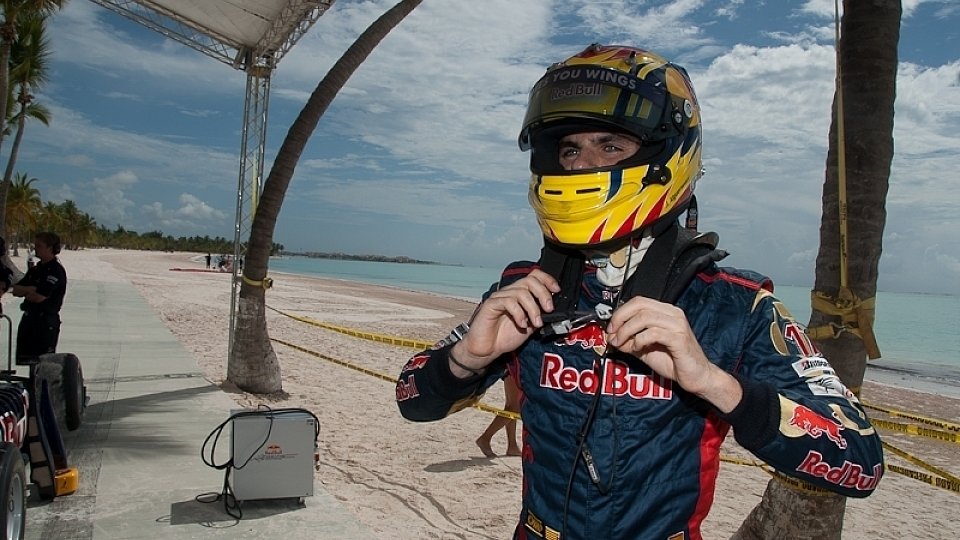 Jaime Alguersuari durfte schon im Red Bull fahren - bei Demofahrten, Foto: Red Bull