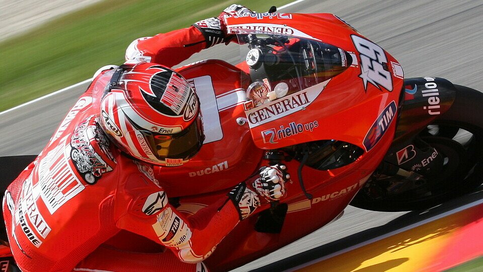 Nicky Hayden verspielte sich beim Setup, Foto: Ronny Lekl