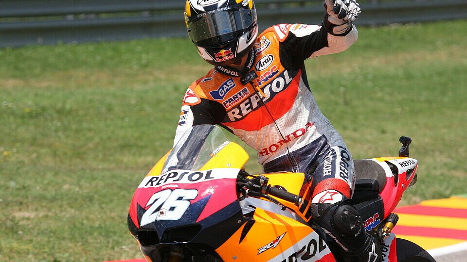 Dani Pedrosa kommt in bester Laune nach Silverstone, Foto: Ronny Lekl