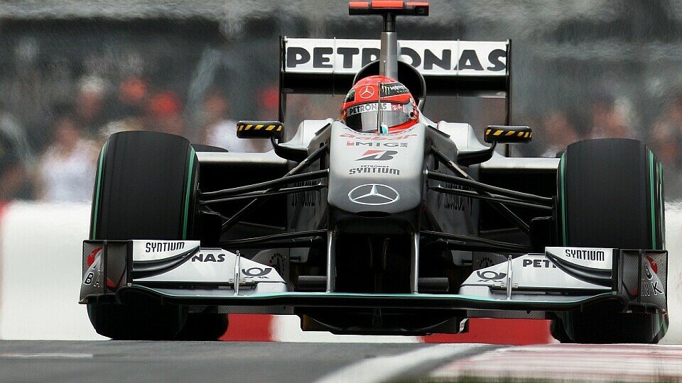Michael Schumacher rechnet mit Reifenproblemen, Foto: Sutton Michael Schumacher rechnet mit Reifenproblemen, Foto: Sutton