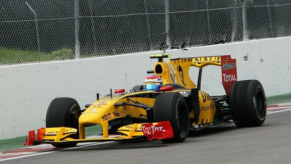 Kubica & Petrov rechnen mit Reifenproblemen, Foto: Sutton Kubica & Petrov rechnen mit Reifenproblemen, Foto: Sutton