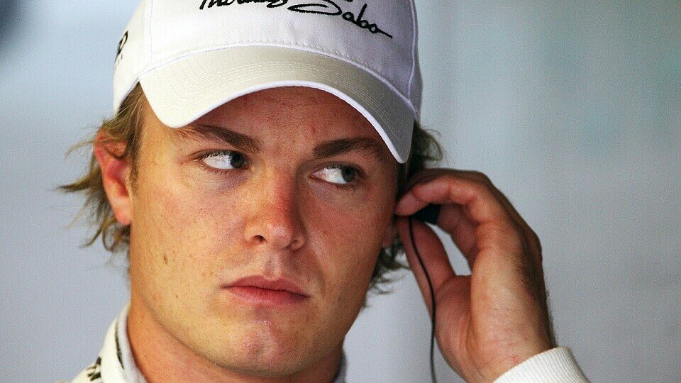 Rosberg hofft auf neue Updates, Foto: Sutton