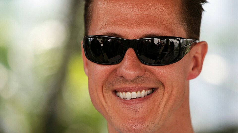 Michael Schumacher freut sich auf Valencia, Foto: Sutton