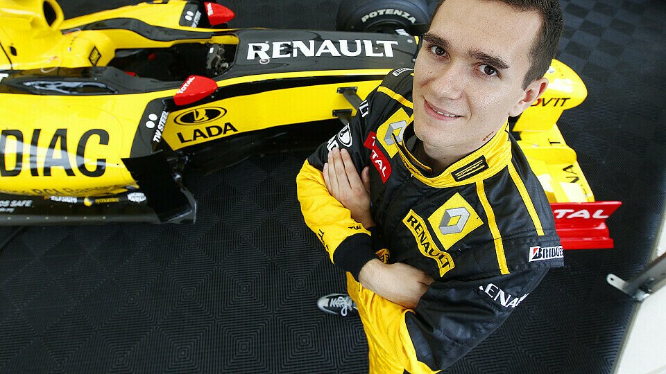 Mikhail Aleshin startet ab dem Rennen in Belgien für Russland in der Superleague Formula, Foto: Renault