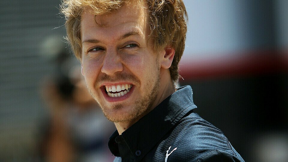 Sebastian Vettel baut auf den F-Kanal, Foto: Sutton