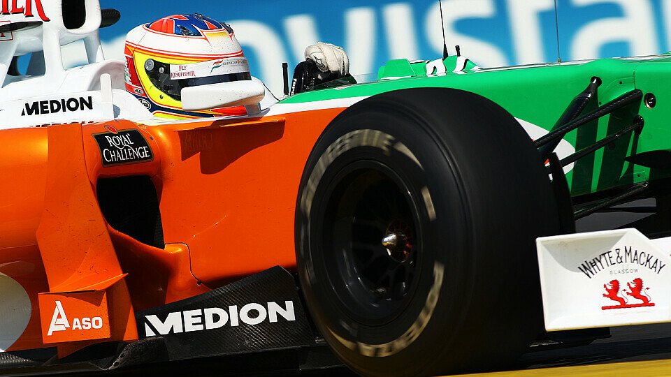 Di Resta denkt noch nicht über 2011 nach, Foto: Sutton