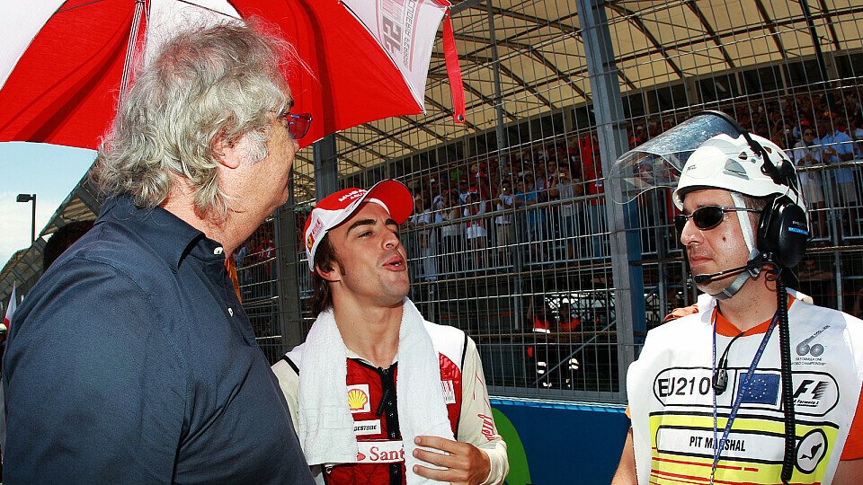 Fernando Alonso würde Flavio Briatore gerne wieder in die Formel 1 sehen, Foto: Sutton