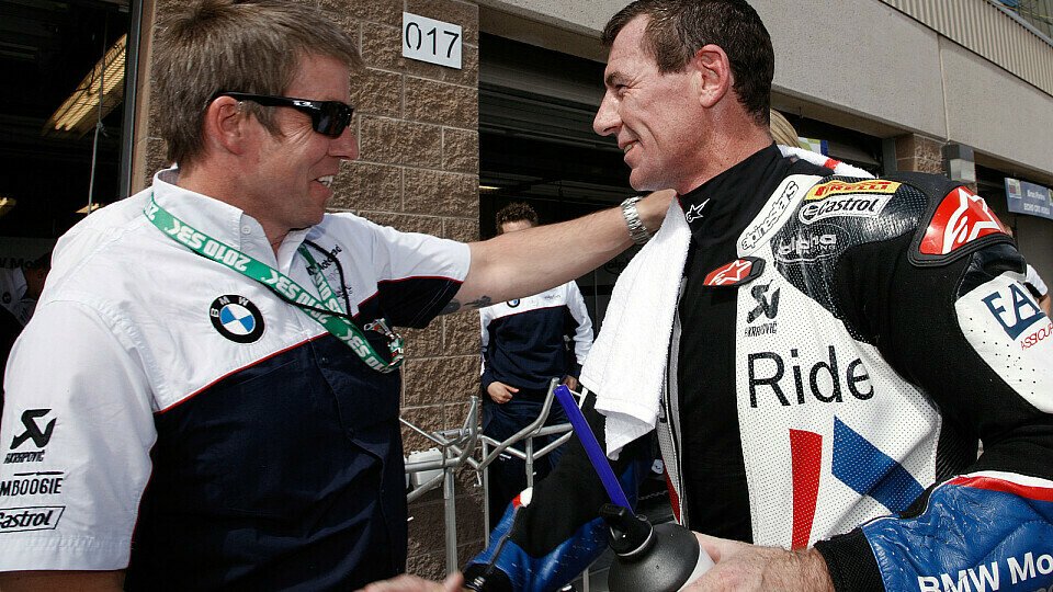 Troy Corser ist wieder mit dabei, Ruben Xaus will das Hoch von Brünn halten., Foto: BMW Motorrad