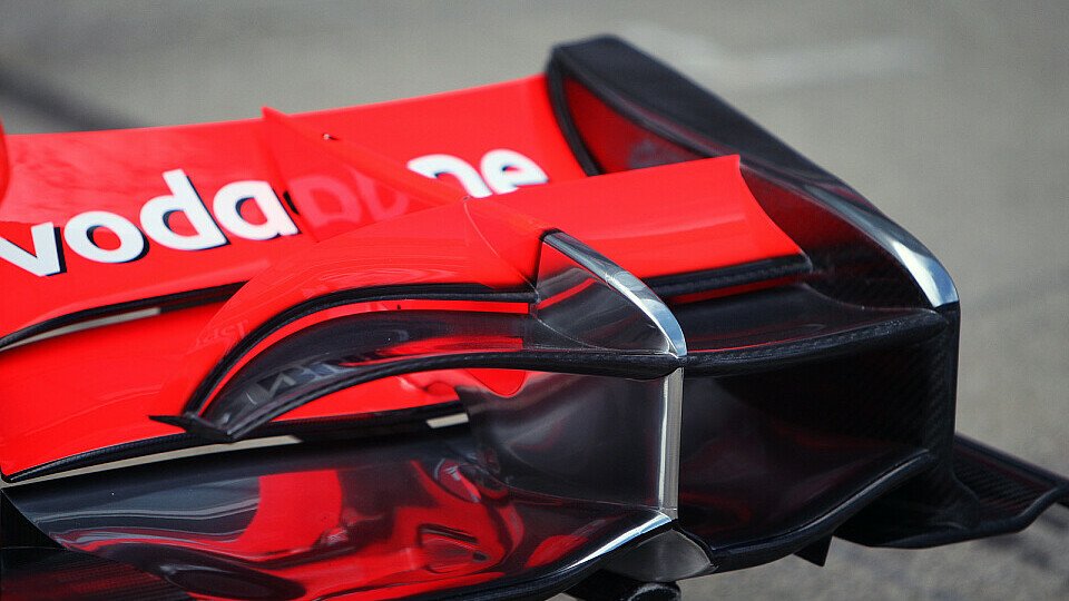 Der McLaren-Flügel kann sich nicht so biegen, Foto: Sutton