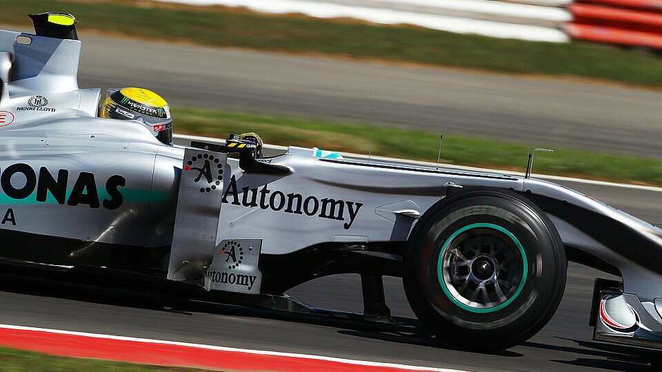 Nico Rosberg erwartet eine Top-6-Platzierung, Foto: Sutton
