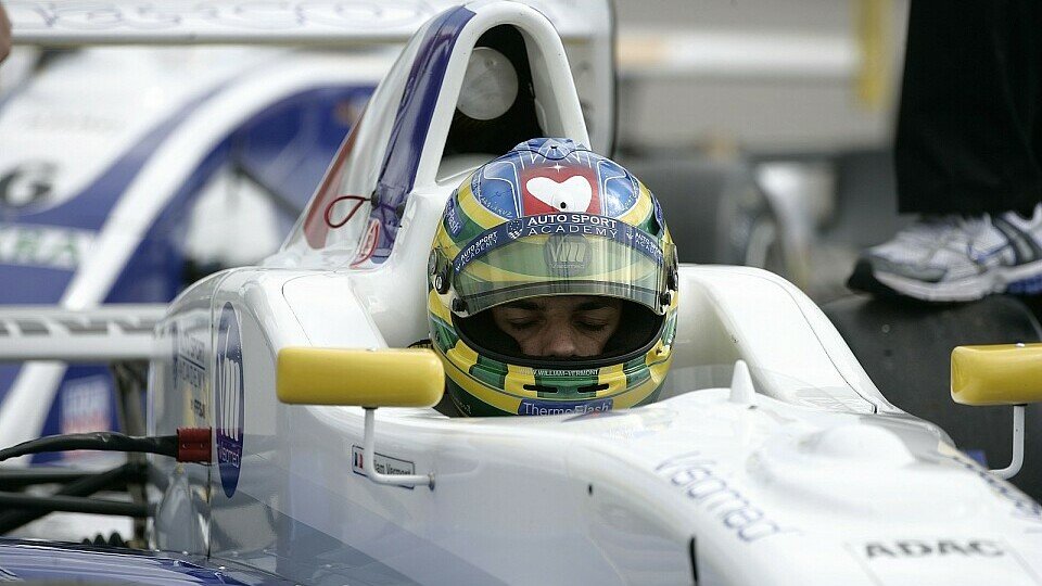 Richie Stanaway mit deutlicher Bestzeit, Foto: Formel Masters