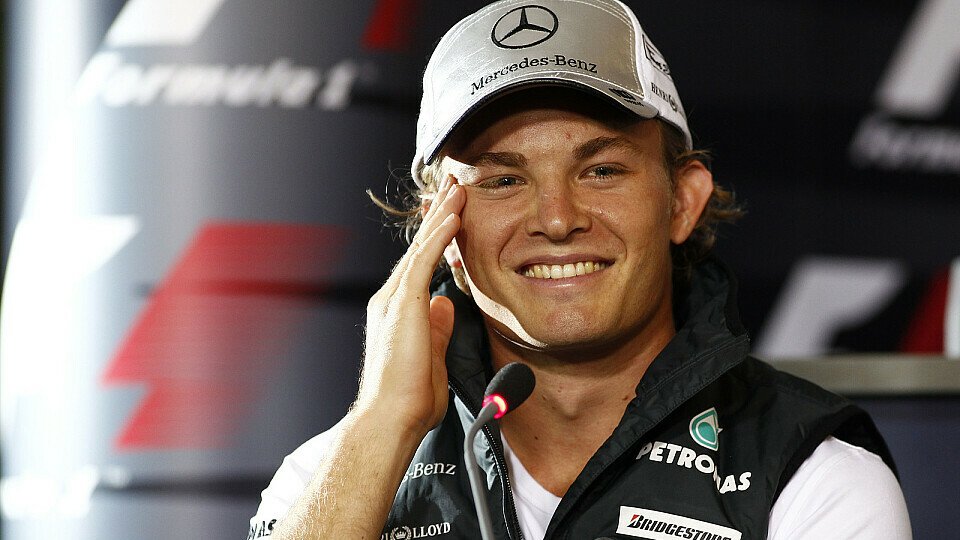 Nico Rosberg freut sich auf das Wochenende, Foto: Mercedes GP Nico Rosberg freut sich auf das Wochenende, Foto: Mercedes GP