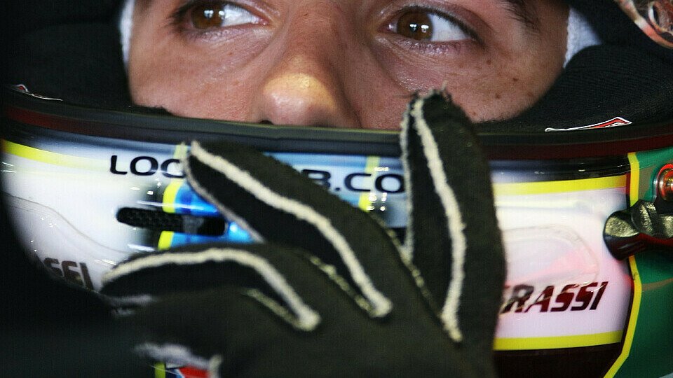 Di Grassi: Schaden an der Aufhängung, Foto: Sutton Di Grassi: Schaden an der Aufhängung, Foto: Sutton