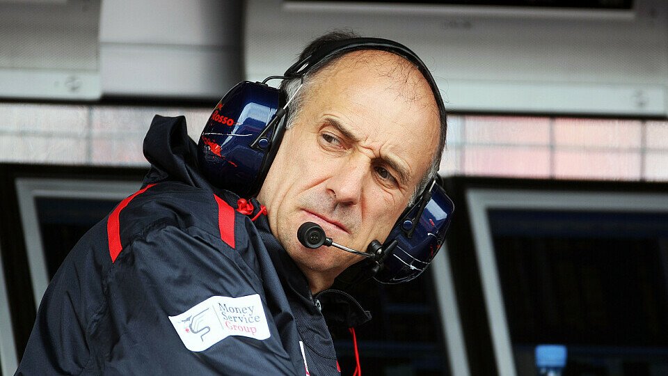 Franz Tost leitet die Geschicke bei Toro Rosso, Foto: Sutton