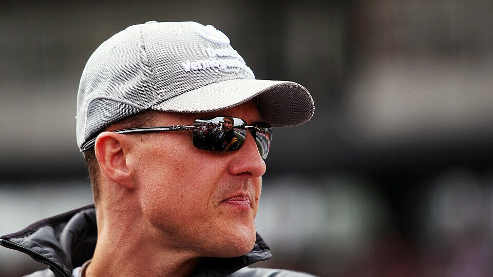 Michael Schumacher bewahrt die Ruhe, Foto: Sutton