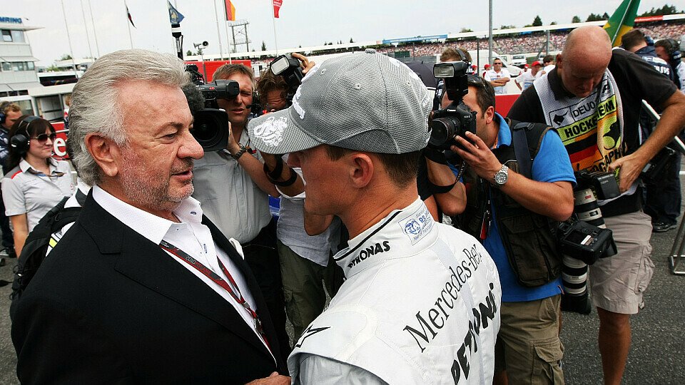 Michael Schumacher und Willi Weber gingen jahrelang gemeinsame Wege, Foto: Sutton