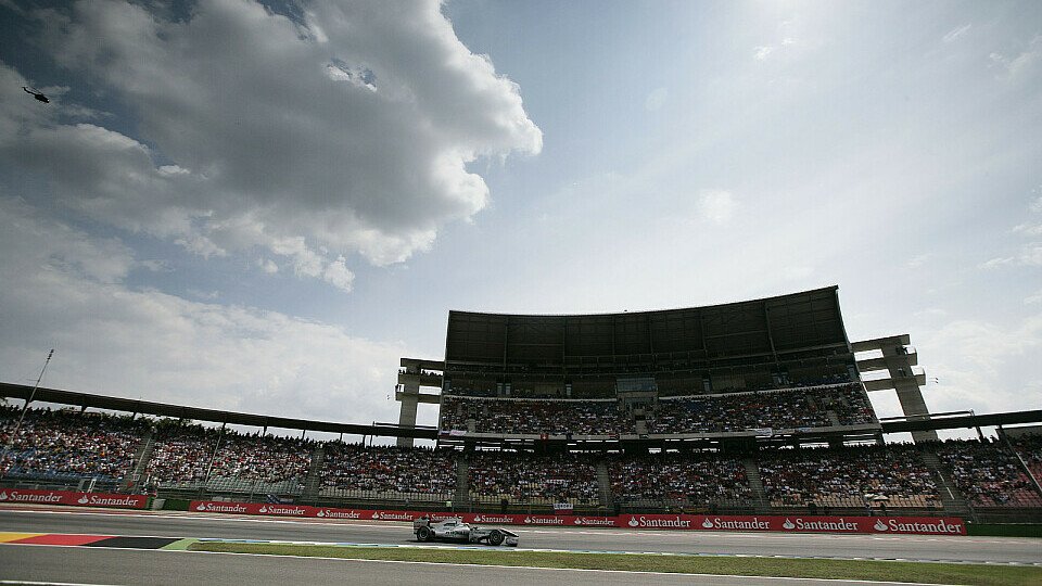Die F1 steuert auf die Halbzeit zu, Foto: Mercedes GP