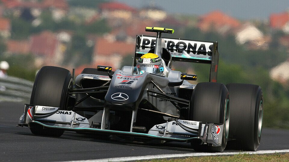 Schumacher & Rosberg unzufrieden, Foto: Sutton Schumacher & Rosberg unzufrieden, Foto: Sutton