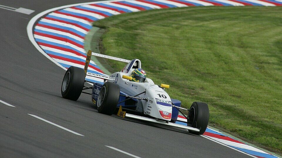 Nachwuchspiloten auf Tuchfühlung mit dem ADAC Formel Masters., Foto: Formel Masters Nachwuchspiloten auf Tuchfühlung mit dem ADAC Formel Masters., Foto: Formel Masters