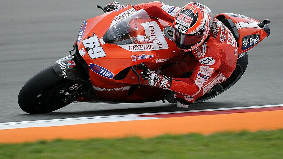 Nicky Hayden erwischte einen guten Start in den Sonntag, Foto: Ducati