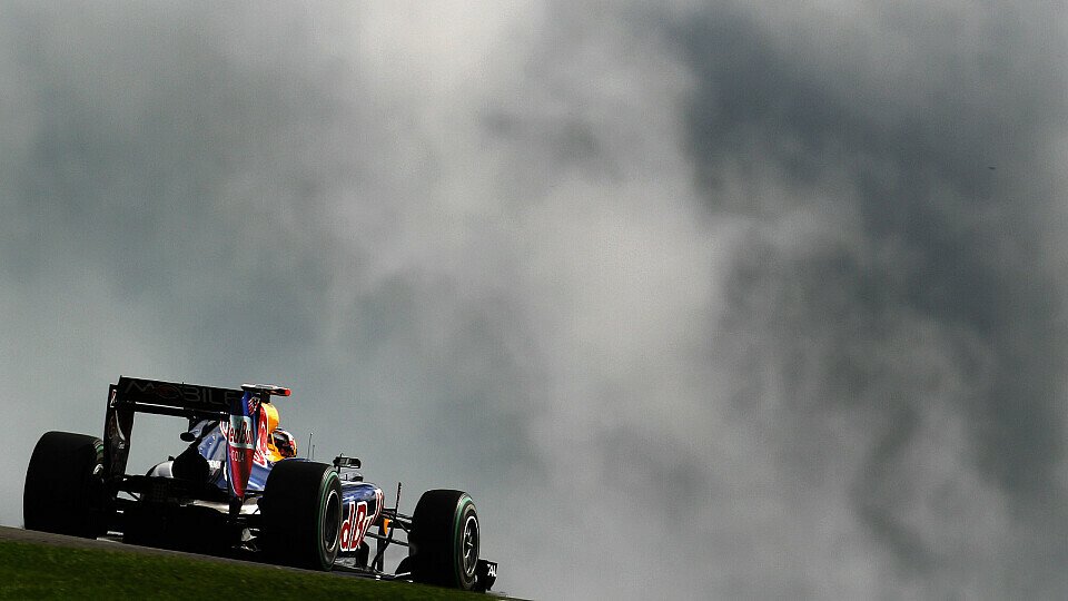 Dunkle Wolken drohen auch am Sonntag, Foto: Red Bull