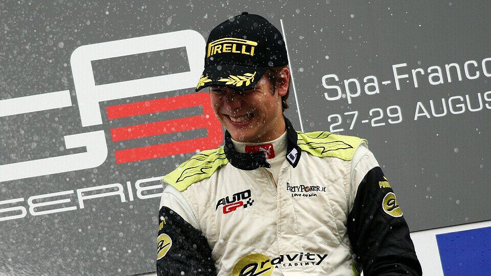Tambay gewinnt das zweite Chaos-Rennen in Spa-Francorchamps., Foto: Sutton