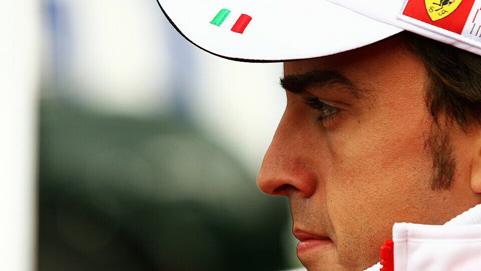 Fernando Alonso soll Michael Schumacher nacheifern, Foto: Sutton