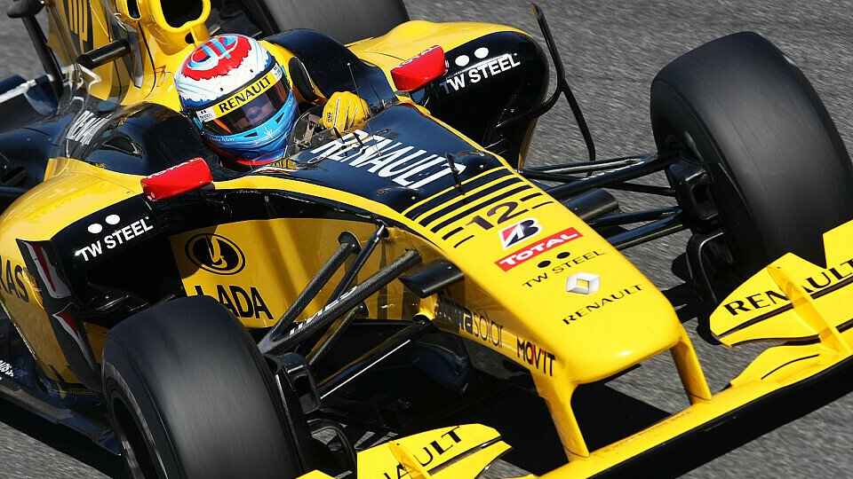 Durch Petrov konnte Renault einen russischen Sponsor an Land ziehen, Foto: Sutton
