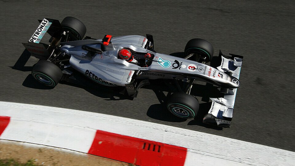 Michael Schumacher denkt schon an 2011, Foto: Mercedes GP