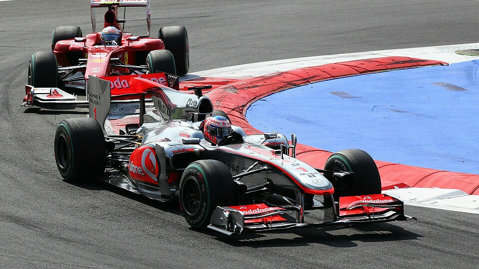 McLaren blieb nur die erste Rennhälfte vorne, Foto: Sutton