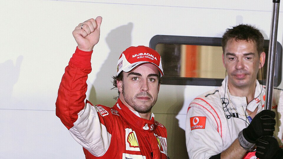 Fernando Alonso peilt ein Podium an, Foto: Sutton
