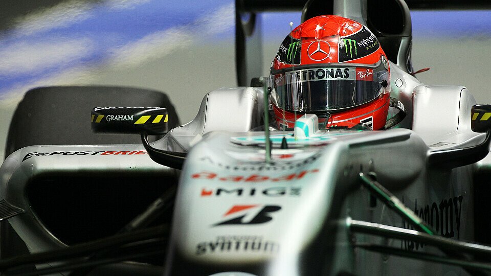 Michael Schumacher hofft auf Mischbedingungen, Foto: Sutton