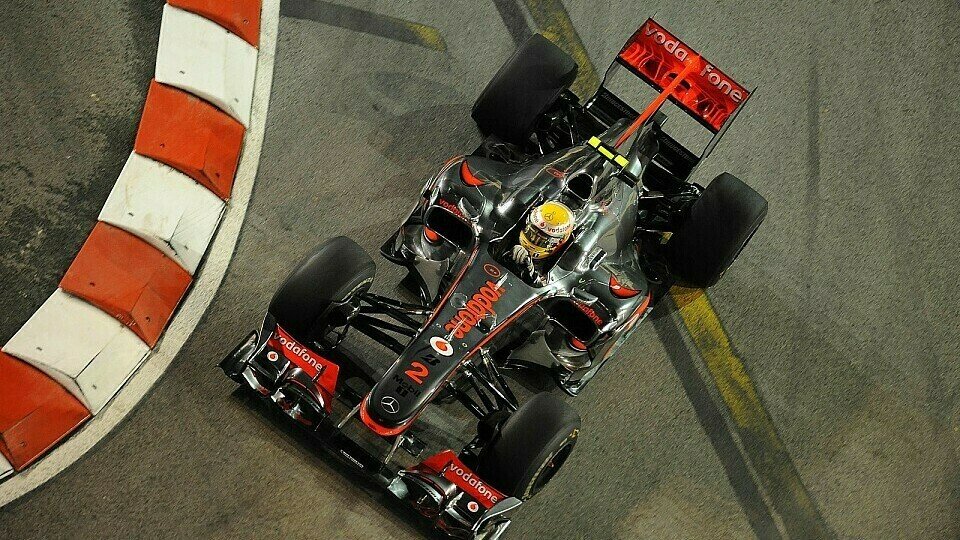 McLaren hat den Titel noch nicht abgeschrieben, Foto: Bridgestone