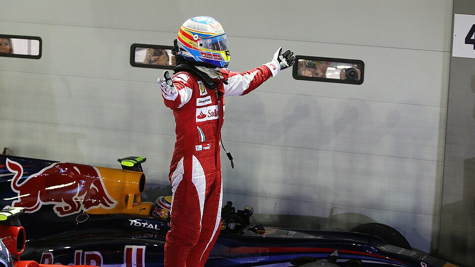 Fernando Alonso ließ Vettel keine Chance, Foto: Sutton