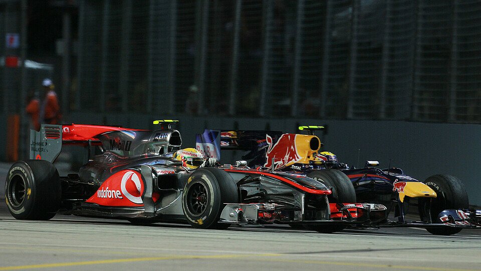 Lewis Hamilton wagte den Angriff auf Mark Webber, Foto: Sutton