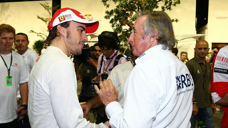 Jackie Stewart sorgt sich um Fernando Alonsos Zukunft, Foto: Sutton