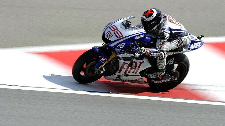 Jorge Lorenzo ist der neue MotoGP-Weltmeister, den Großen Preis von Malaysia gewann Valentino Rossi., Foto: Yamaha