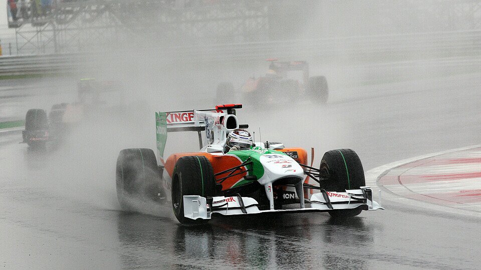 Liuzzi froh über Punkte, Sutil enttäuscht von sich, Foto: Sutton