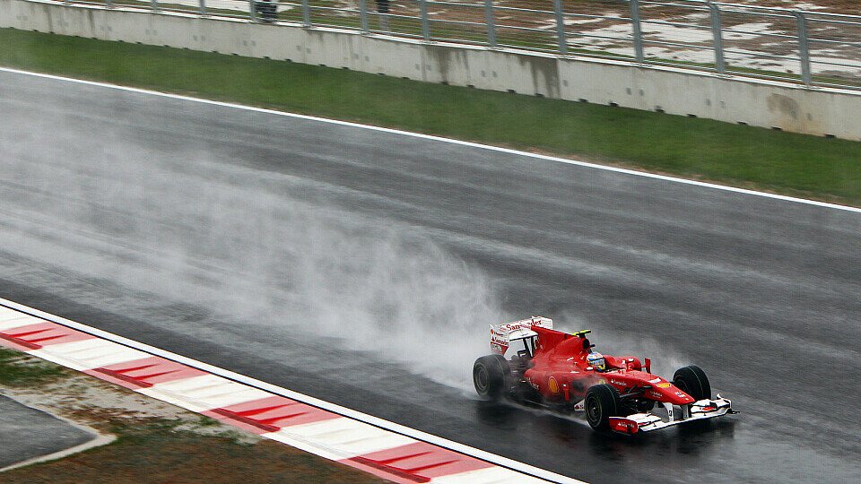 Fernando Alonso hat in Brasilien auch das Wetter im Blick, Foto: Sutton
