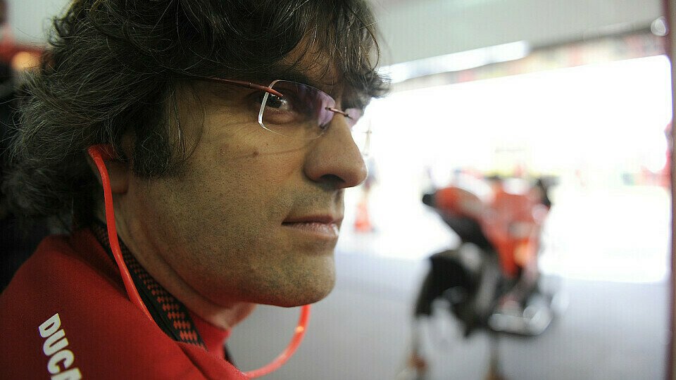 Filippo Preziosi will Valentino Rossi nicht allzu viel testen lassen, um seinen gesundheitlichen Genesungsprozess nicht zu gefährden., Foto: Milagro