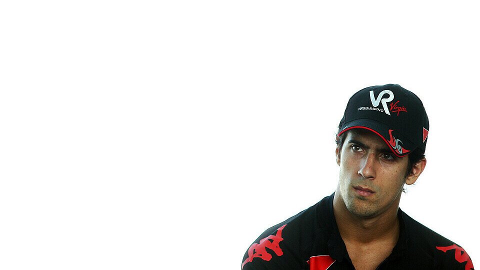 Lucas di Grassi wird für Pirelli ins Lenkrad greifen, Foto: Sutton