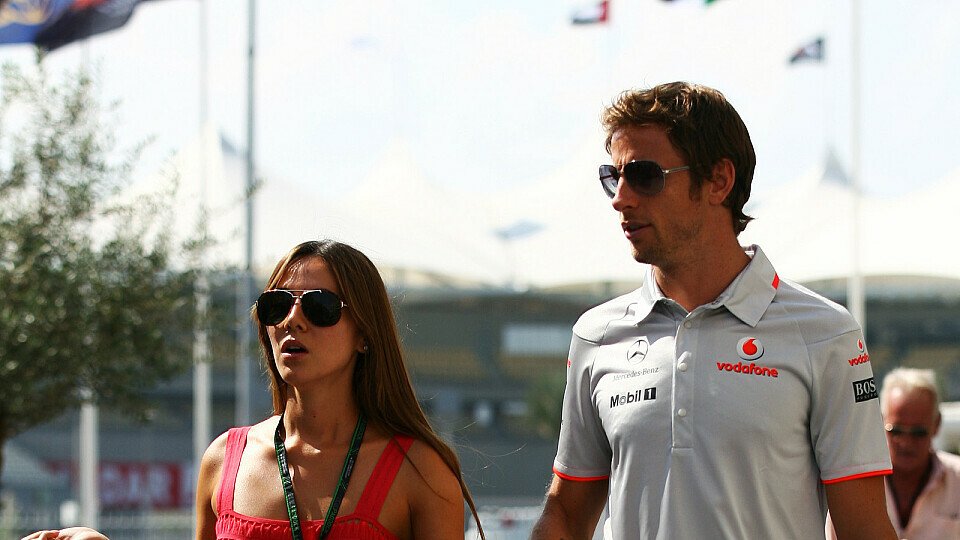 Jenson Button konnte nicht sofort Kontakt zu Jessica Michibata herstellen, Foto: Sutton