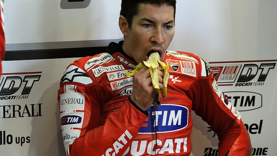 Nicky Hayden glaubt, dass seine Resultate aus 2010 Valentino Rossis Entscheidung pro Ducati geholfen haben., Foto: Milagro