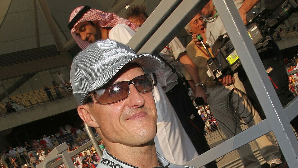 Michael Schumacher blickt optimistisch nach vorne, Foto: Mercedes GP