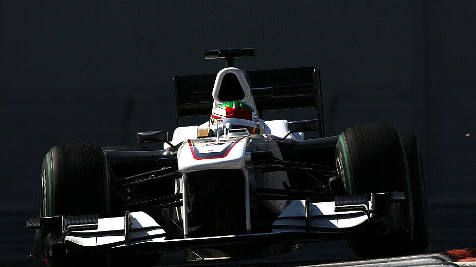 Perez fährt 2010 an der Seite von Kobayashi für Sauber, Foto: Sutton