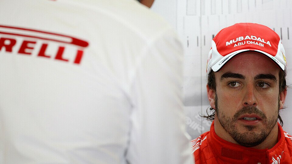 Fernando Alonso hatte keine Klagen zu den Reifen, Foto: Sutton