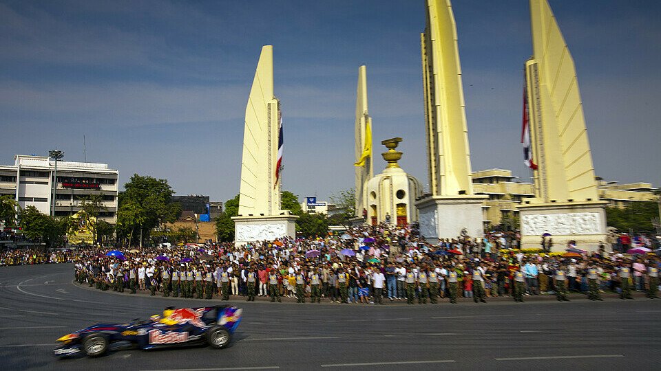 Demonstrationsfahrten fanden in der Metropole Bangkok bereits statt, Foto: Red Bull