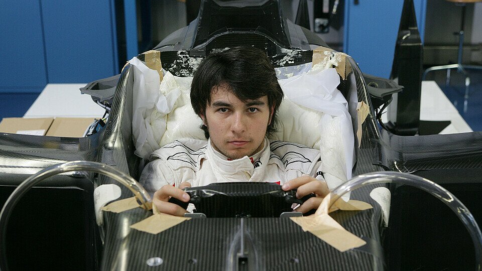 Perez passte seinen neuen Sitz an, Foto: Sauber