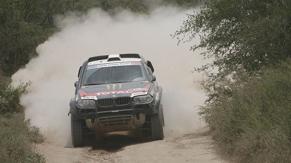 Das Team X-raid möchte sich bei der Dakar 2012 den Gesamtsieg sichern, Foto: X-raid